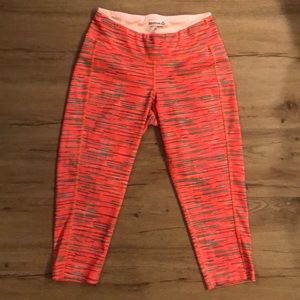 Reebok workout Capri leggings